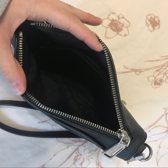 Rebecca Minkoff Avery Crossbody - Picture 4 of 4